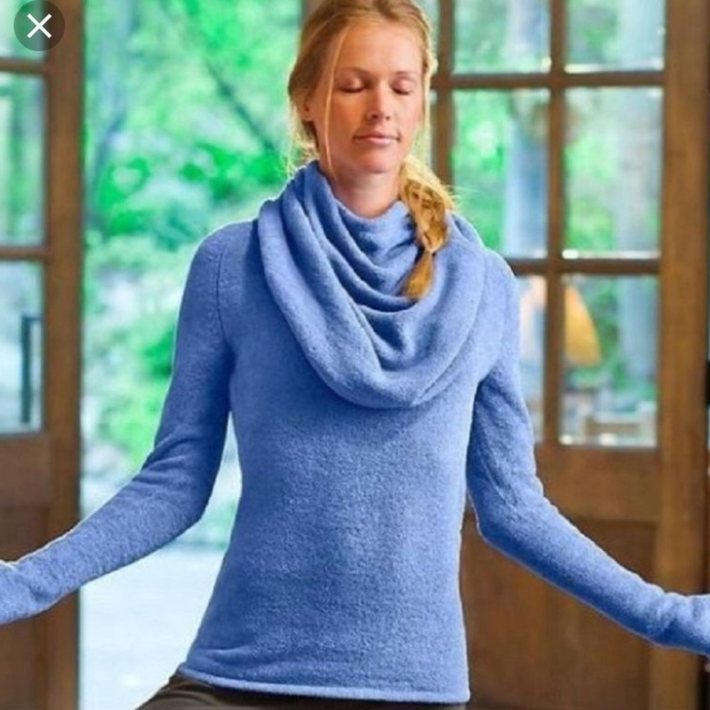 Blue Athleta Cocoon Cozy Sweater